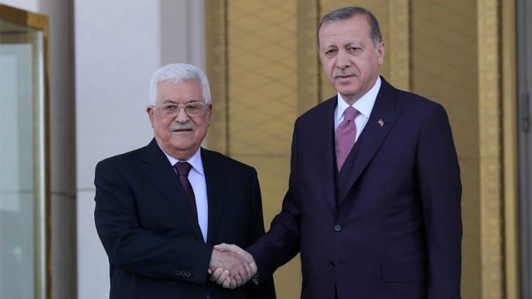 الرئيس الفلسطيني يزور أنقرة بعد تطبيع تركيا وإسرائيل