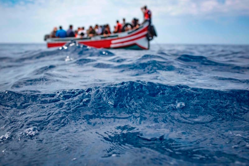 الحكومة الإسبانية : ضغوط "الهجرة السرية" تتقلص بفضل التعاون مع المغرب