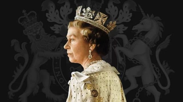 وفاة الملكة إليزابيت يبكي قلوب الملايين من البريطانيين