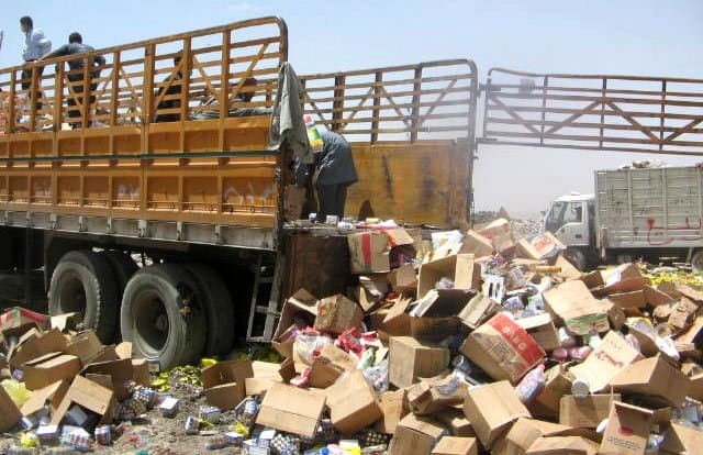 إقليم ورزازات … حجز وإتلاف مواد غدائية فاسدة