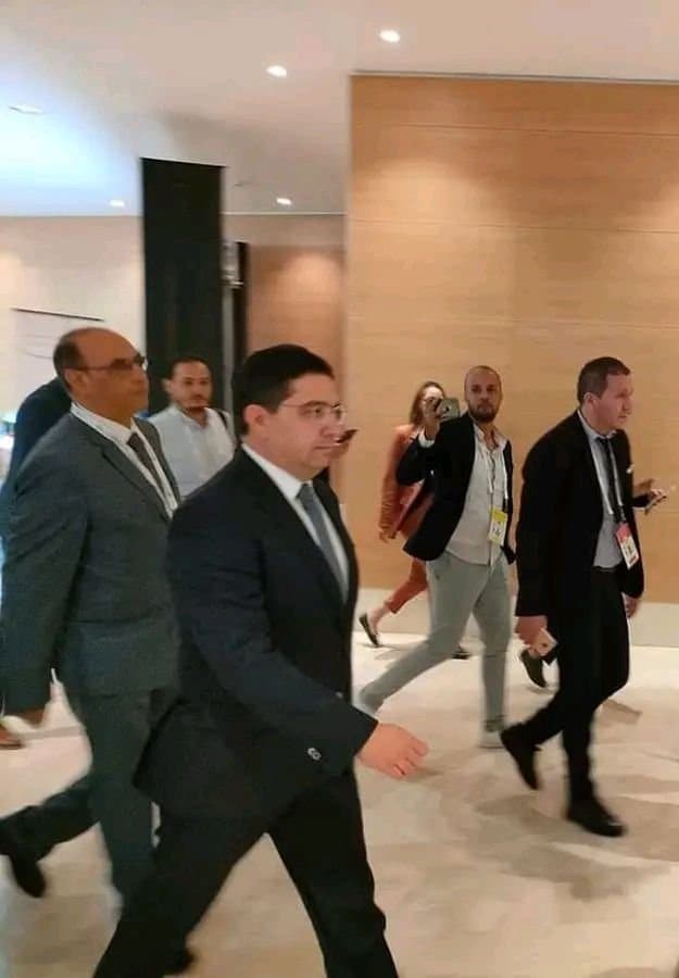 وزير الخارجية المغربي ناصر بوريطة يصل إلى الجزائر