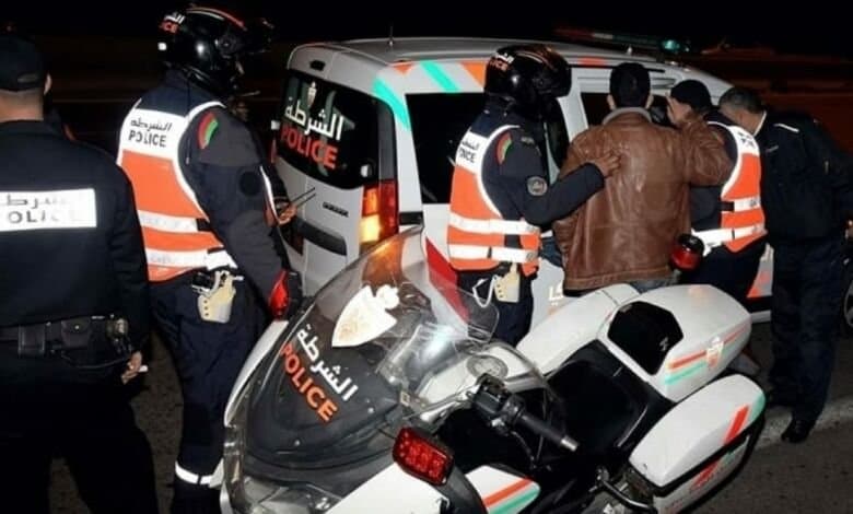 أمن طانطان  يطيح بثلاثة أشخاص متورطين في سرقة  باستعمال السلاح الأبيض