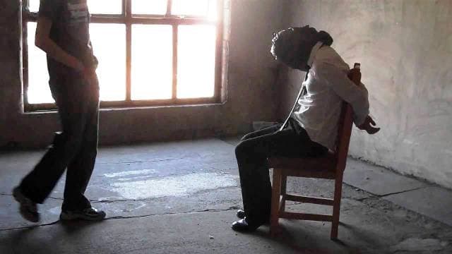أمن فاس يلقي القبض على عصابة إجرامية متورطة في احتجاز شخص والمطالبة بفدية مالية