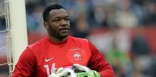 الحارس الفرنسي مانداندا يعتزل دوليا