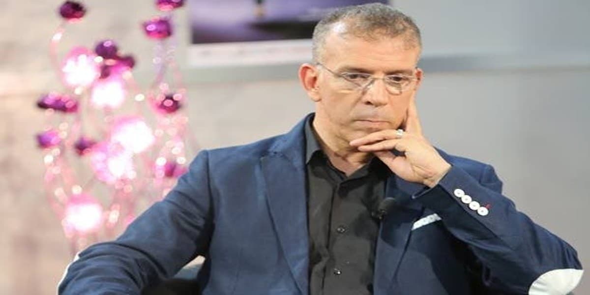 حفيظ دراجي « يخنشل » مدينة إفران وينسبها للجزائر (صور)