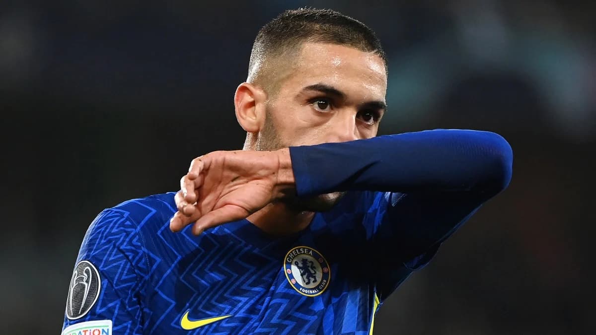 مدرب تشلسي الإنجليزي يعلن عودة حكيم زياش الى التداريب بعد فشل صفقة (PSG)انتقاله إلى