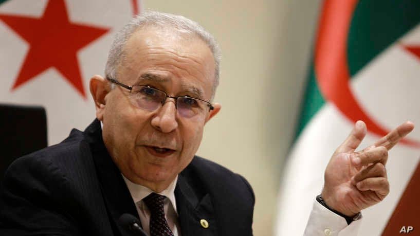 إعفاء وزير الخارجية الجزائري رمطان لعمامرة من منصبه