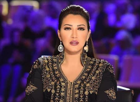أسماء لمنور تثير ضجة كبير على مواقع التواصل الاجتماعي بسبب الجزائر
