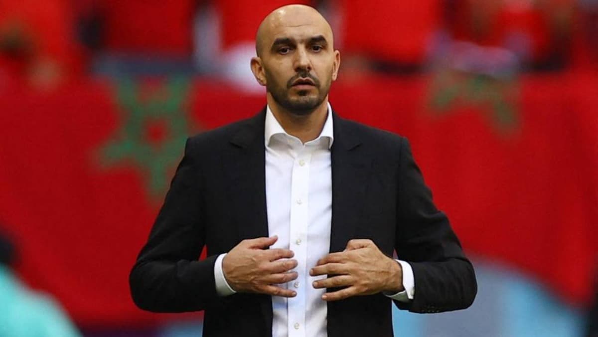 الركراكي: المنتخب المغربي سيتوج بكأس العالم القادمة