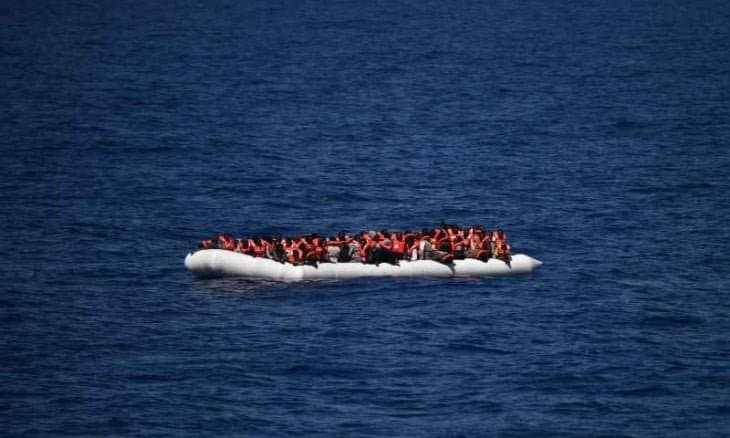 مقتل 41 شخصا بينهم أطفال اثر غرق سفينة قبالة السواحل الاطالية