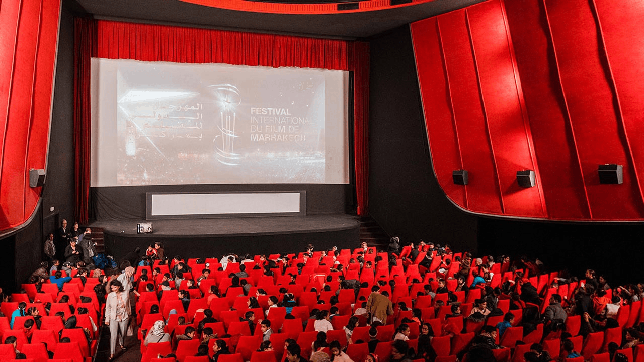 مهرجان مراكش السينمائي: 740 طفلاً من منطقة الحوز المتضررة من الزلزال ضيوفاً على قسم "الجمهور الناشئ".