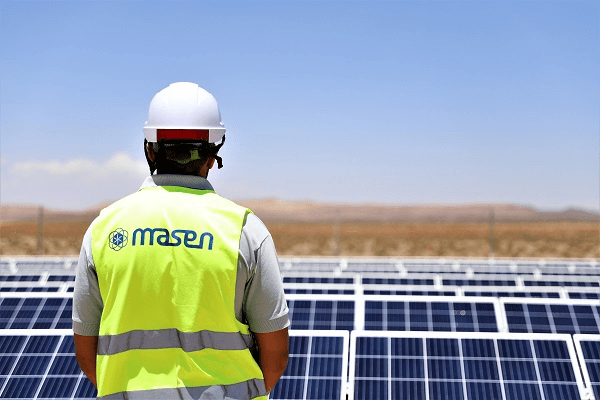 نور ميدلت الثالثة: الوكالة المغربية للطاقة المستدامة تعلن عن الشركات المؤهلة مسبقًا.