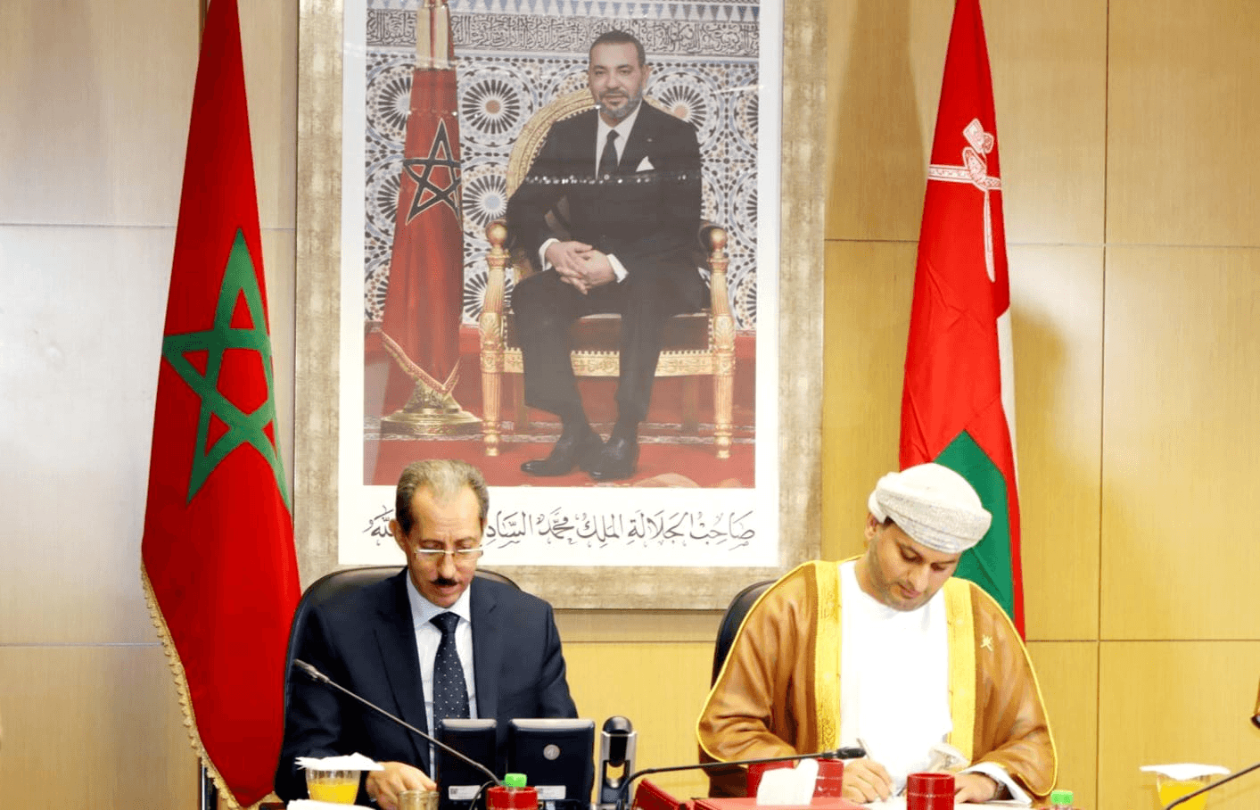 توقيع مذكرة تفاهم بين رئاسة النيابة العامة في المملكة المغربية والادعاء العام في سلطنة عمان لتعزيز التعاون القضائي ومكافحة الفساد.