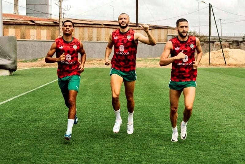عدلي يتدرب بشكل فردي مع زياش وسايس.