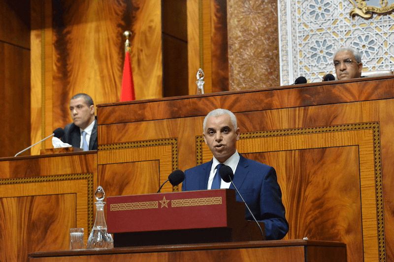  آيت الطالب : وزارة الصحة تشرف على 140 ألف مراقبة صحية للمحلات الغذائية.  