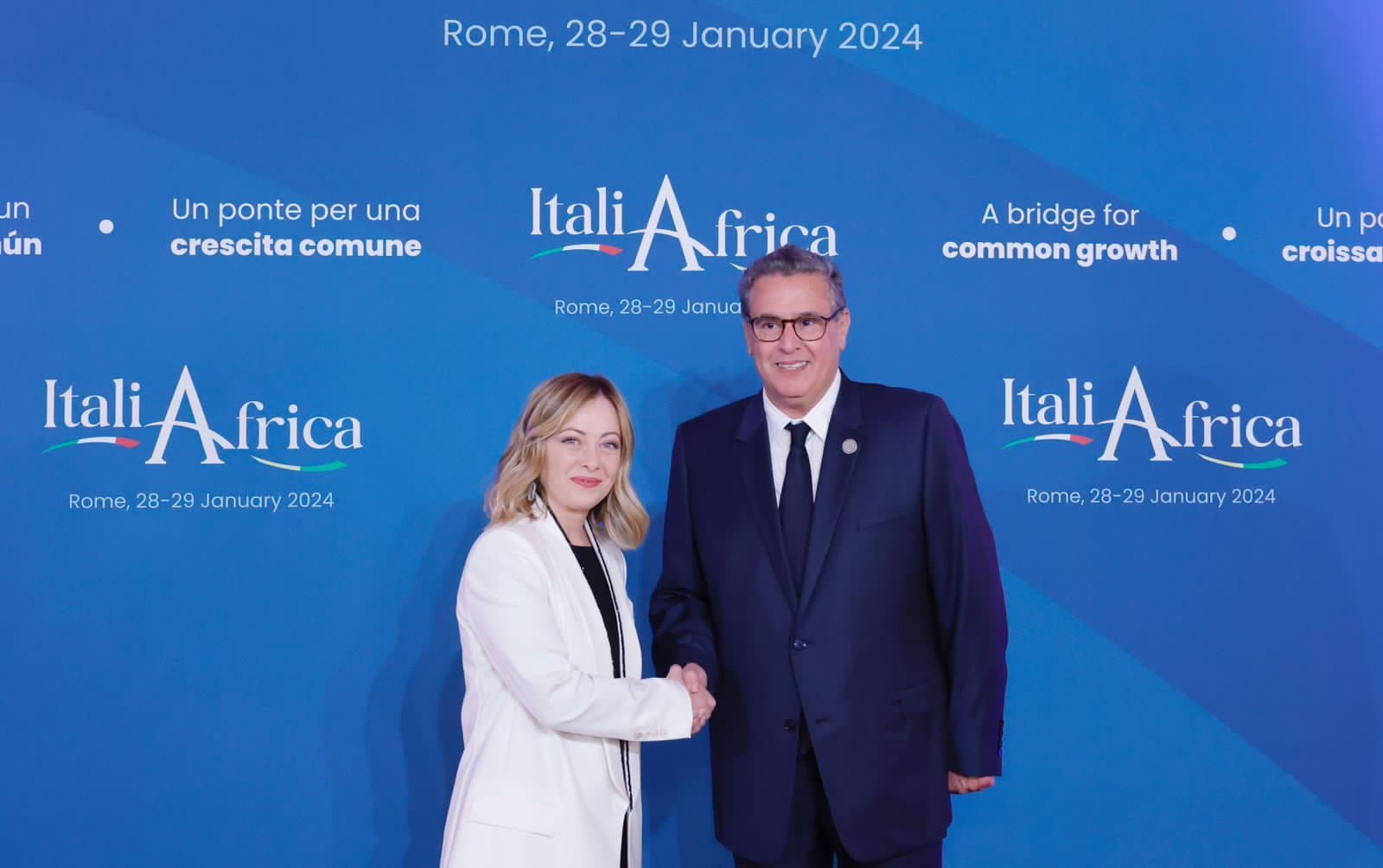 مجال الطاقات المتجددة : إيطاليا مهتمة بالانخراط في المشاريع التي ينفذها المغرب (أخنوش).