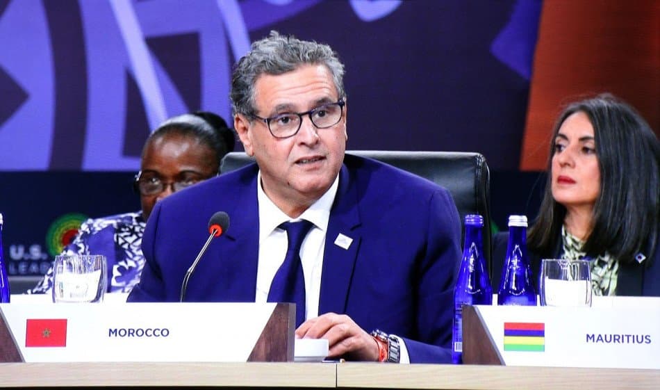 أخنوش: بفضل رؤية جلالة الملك، المغرب تمكن من أن يصبح رائدا قاريا في مجال الطاقات المتجددة.