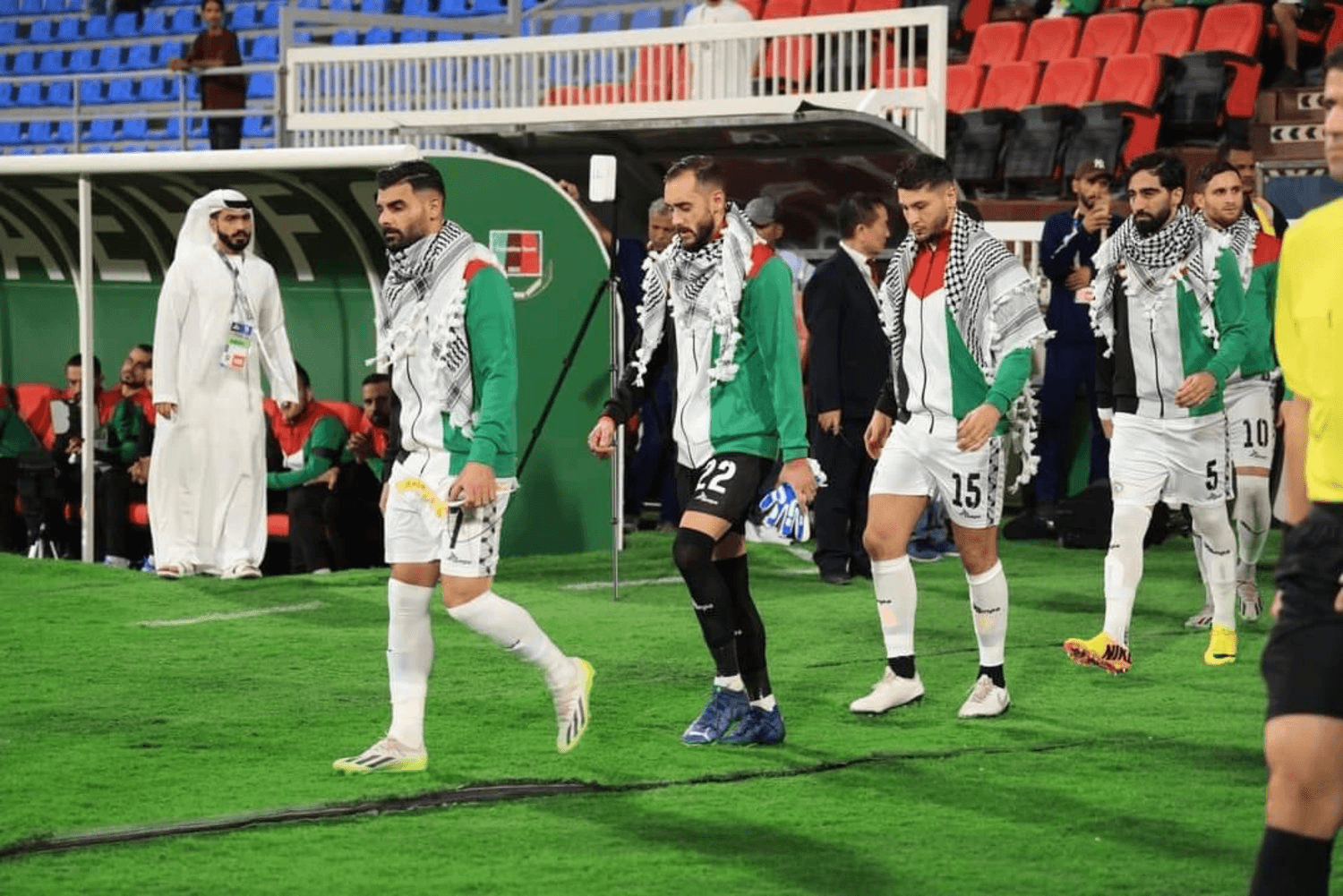 بالرغم من الحرب في غزة.. منتخب فلسطين يتابع استعداداته للمشاركة في كأس آسيا .