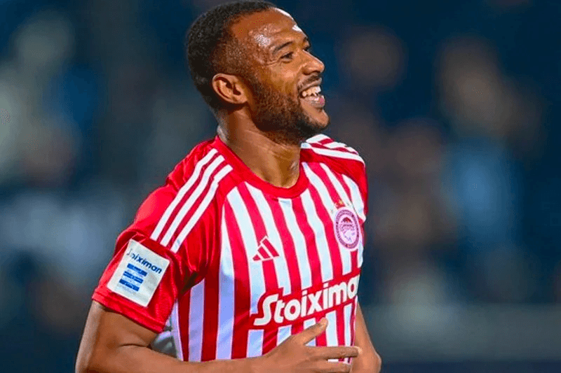  اللاعب المغربي أيوب الكعبي ثاني أفضل هداف في اليونان