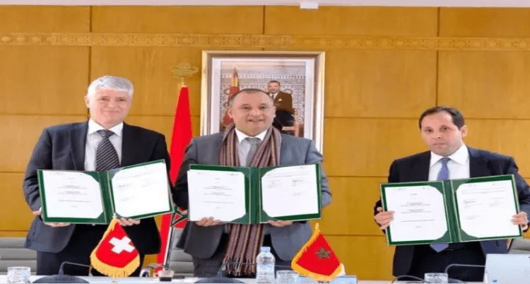 المغرب وسويسرا يوقعان اتفاقية في مجال الملكية الفكرية.  