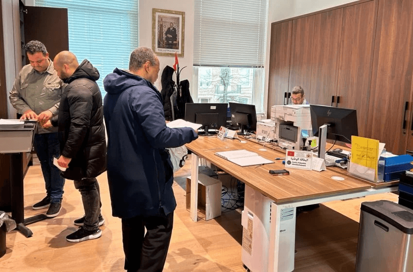 هولندا: قنصلية المملكة بأوترخت تنظم أبوابا مفتوحة لفائدة أفراد الجالية المغربية.