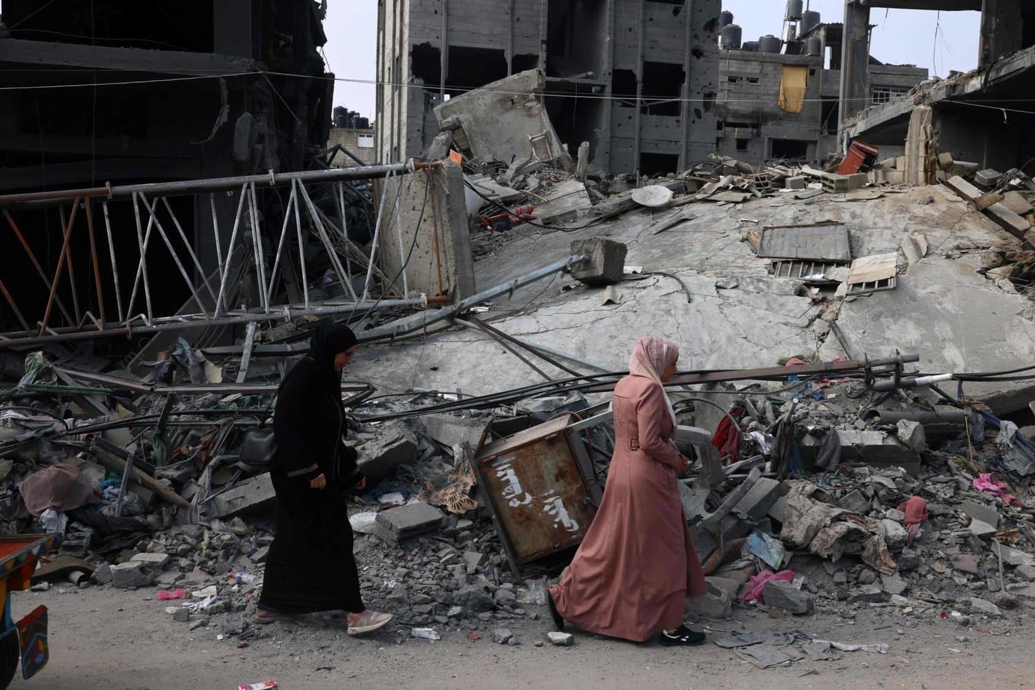 غزة: هجوم إسرائيلي يؤدي إلى استشهاد عدد من المدنيين أثناء انتظارهم مساعدات