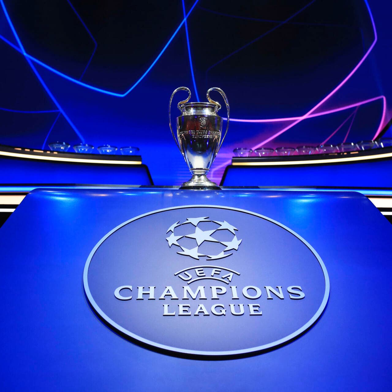 دوري أبطال أوروبا : الفرق المتأهلة إلى الربع النهائي.