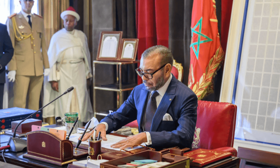 برقية تعزية ومواساة منصاحب الجلالة إلى سلطان عمان على إثر الفيضانات التي شهدتها بلاده