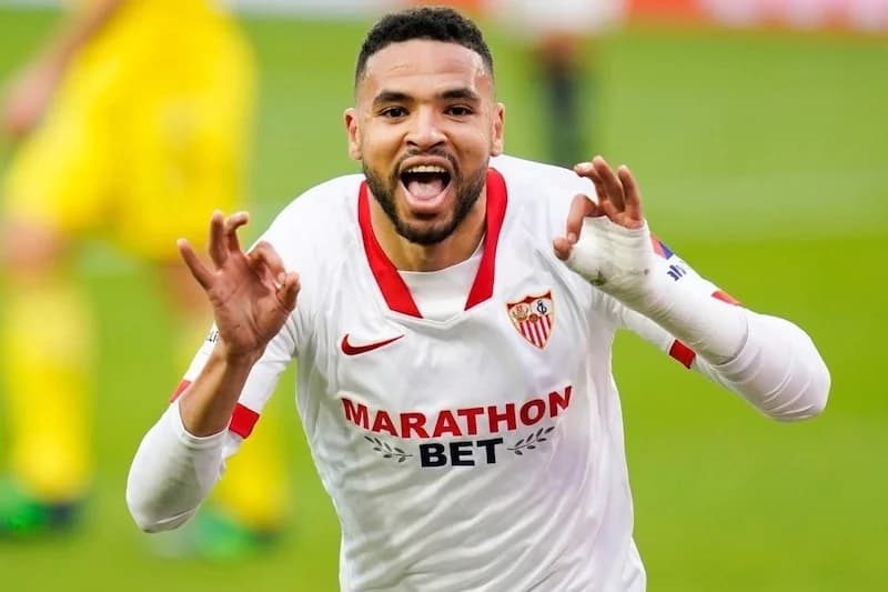 النصيري يطمح في إسعاد جماهير إشبيلية