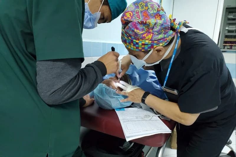 1253 مستفيد من قافلة طب وجراحة العيون بقلعة مكونة إقليم تنغير