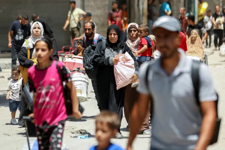 مغردون: مشاهد أشبه بيوم القيامة في حي الشجاعية