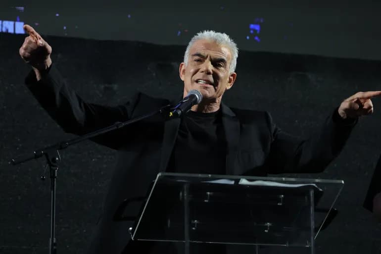 لبيد: التهدئة في غزة ستؤدي للتهدئة في جبهة الشمال