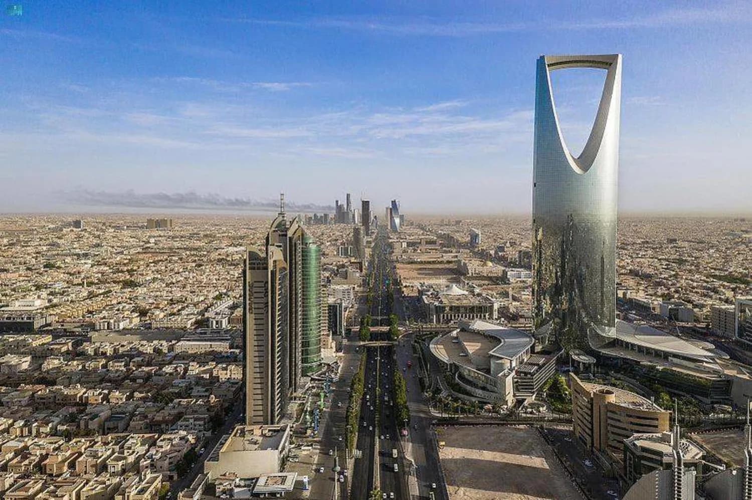 السعودية تتفوق على الصين وتصبح أكبر بائع للسندات بين الأسواق الناشئة