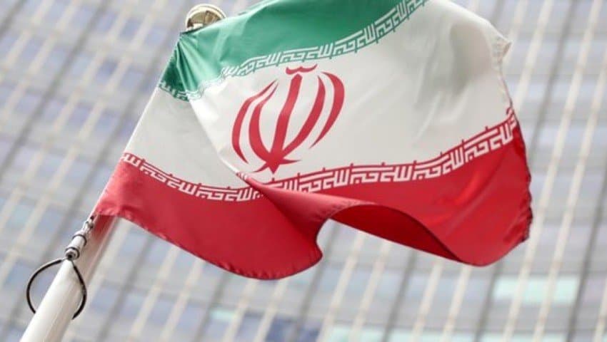 ما هي صلاحيات الرئيس في إيران؟