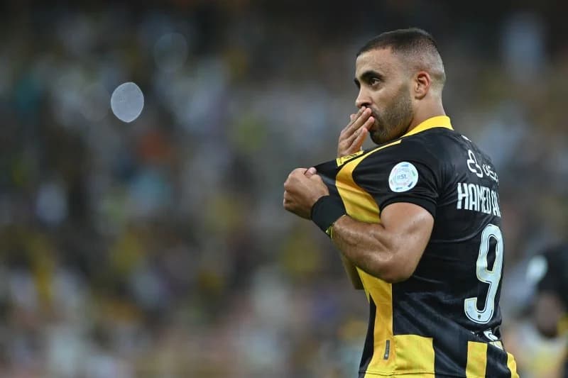 دبي الإماراتي يتراجع عن ضمّ حمد الله