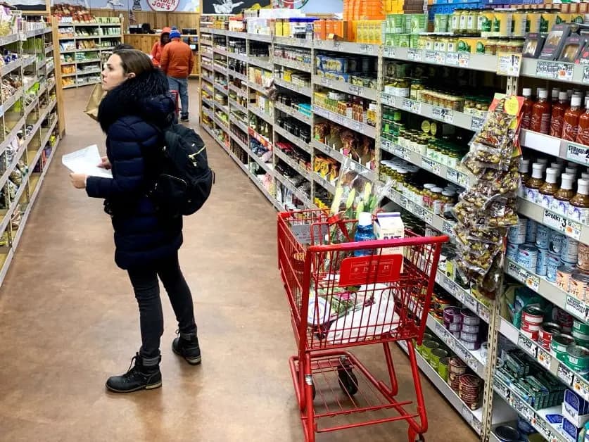 تراجع معدل التضخم الأساسي في أميركا إلى 3.3% خلال مايو