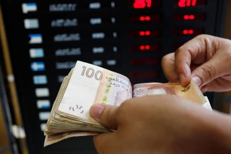 صرف الدرهم يرتفع أمام الأورو والدولار