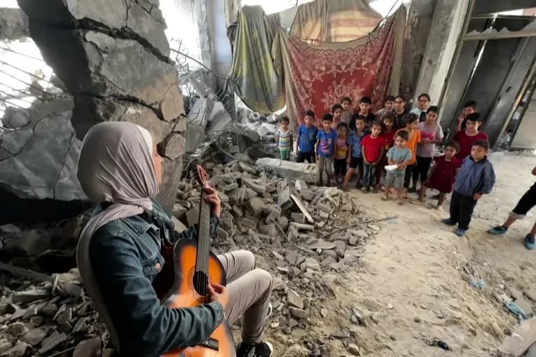 عرس وموسيقى بين الأنقاض.. "كلنا في غزة مشاريع شهداء ولكننا نحب الحياة"