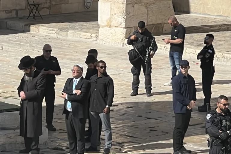 بحراسة مشددة.. بن غفير يقتحم المسجد الأقصى للمرة الخامسة