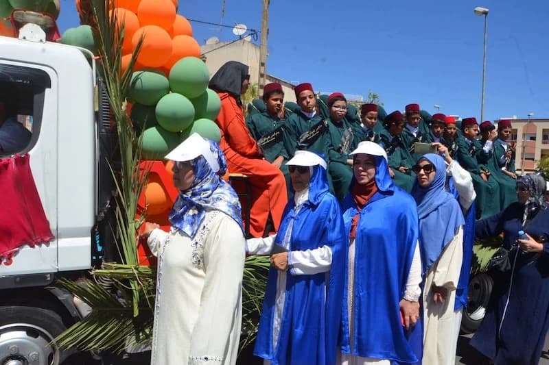 "سلطان الطلبة" .. عرف يكرس العناية بحفظة القرآن لتحقيق الأمن الروحي