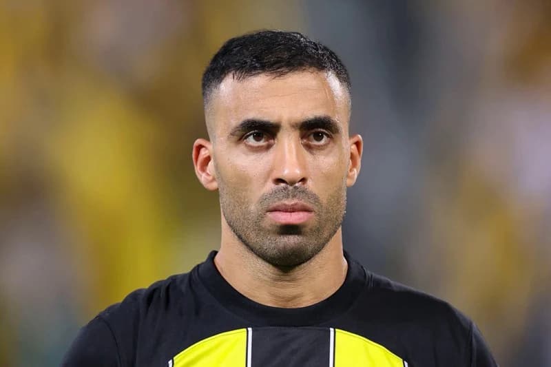 حمد الله يتعاقد مع "الشباب السعودي"