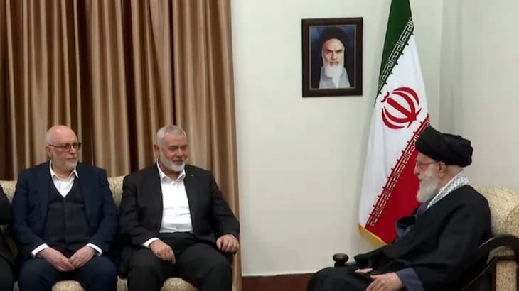 ماذا قال هنية للمرشد الإيراني قبل اغتياله؟