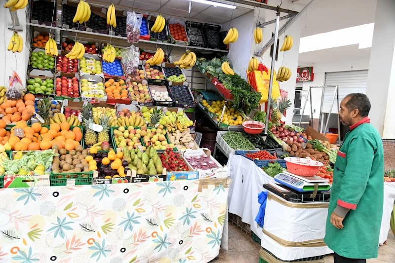 التفاوت بين العرض والطلب يتسبب في ارتفاع أسعار الفواكه بأسواق المغرب