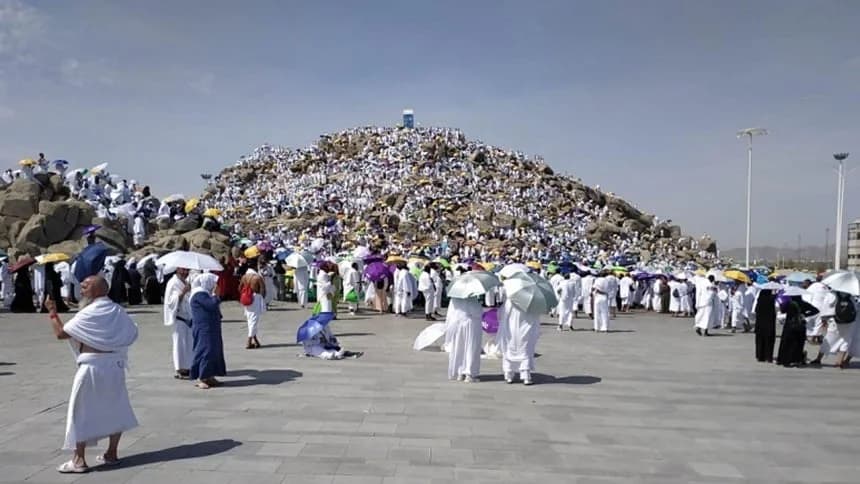 المجلس العلمي الأعلى يجيز للحجاج المغاربة الصعود إلى عرفة مباشرة دون المرور من منى