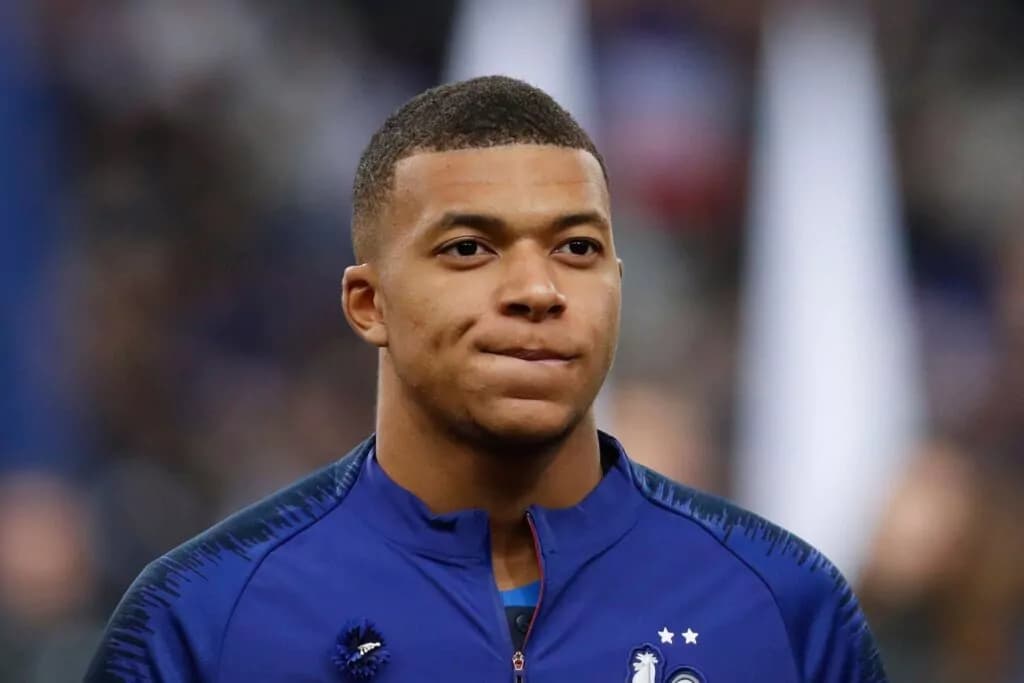 مبابي يطالب سان جيرمان بـ55 مليون يورو