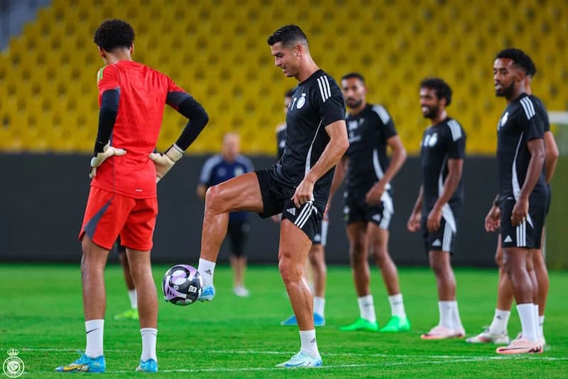 رونالدو يتحدث عن الاعتزال بألوان "النصر"
