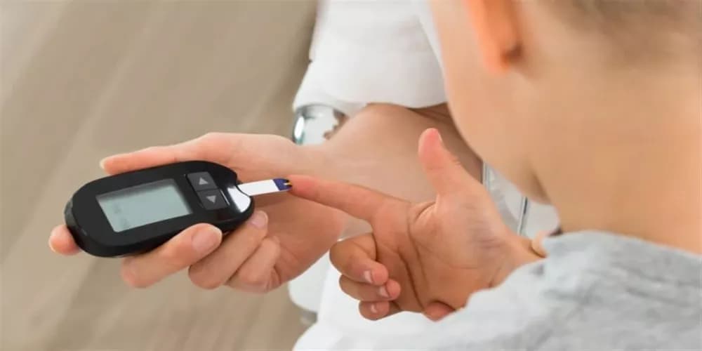 اختبار دم جديد يساعد في تحديد الأطفال المعرضين لمخاطر السمنة