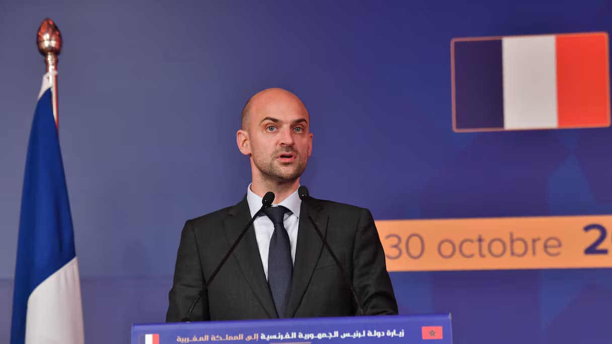 فرنسا تعتزم تعزيز حضورها القنصلي والثقافي بالصحراء المغربية