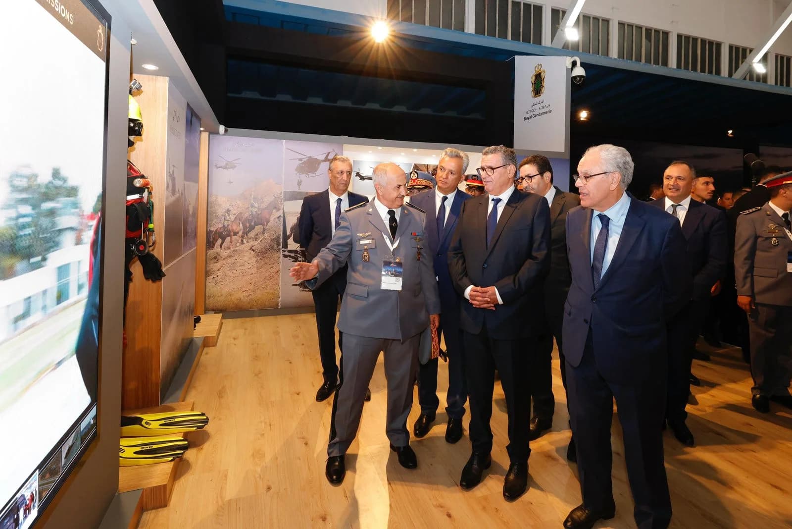 الحكومة المغربية تبرم اتفاقا للتعاون في مجال الطيران مع شركة إمبراير Embraer