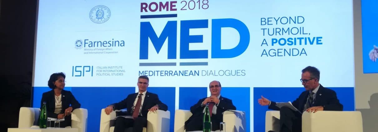 مصر تخفض هدف الطاقة المتجددة إلى 40% بحلول 2040
